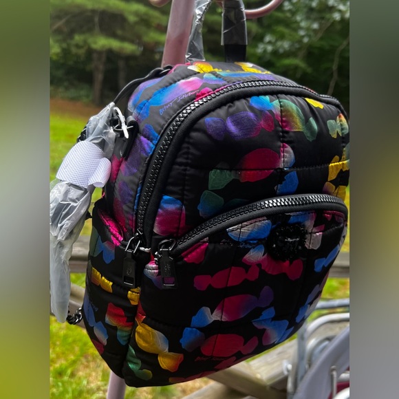 Betsey Johnson Puffey posey backpack - Picture 6 of 15